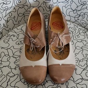 Brako Anatomic Collection Mary Janes